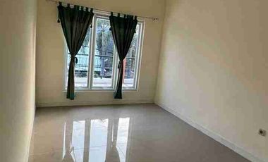 Rumah rapi Siap Huni di Serpong Park dekat Bsd