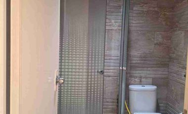 Dijual Rumah digolden palm jakarta barat