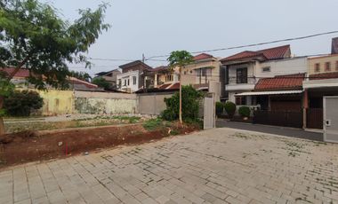 Rumah 2 Lantai Baru Gress Modern Minimalis Dekat Pintu Tol Petukangan  Sebelah Taman Saidi Raya Jaksel