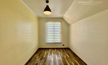 SAN ESTEBAN - ARRIENDA CASA 5D 3B PISCINA -COND. ALTO SAN ESTEBAN