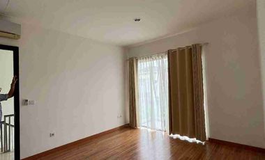 Dijual Rumah murah dibawah njop di golf island pik jakut