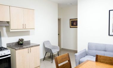 Departamento Amoblado de 1 Dormitorio en Urdesa Central, Guayaquil