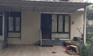 Dijual Rumah Full Furnish Lokasi Strategis Dekat Akses pintu Tol Cibubur dan Jati Karya