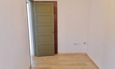 ARRIENDO EXCELENTE CASA EN PLENO CENTRO DE TALAGANTE – A PASOS DE TODO