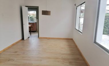 ARRIENDO EXCELENTE CASA EN PLENO CENTRO DE TALAGANTE – A PASOS DE TODO