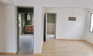 ARRIENDO EXCELENTE CASA EN PLENO CENTRO DE TALAGANTE – A PASOS DE TODO