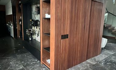 RESIDENCIA DE LUJO EN ZONA VALLES 565 m² DE CONSTRUCCIÓN