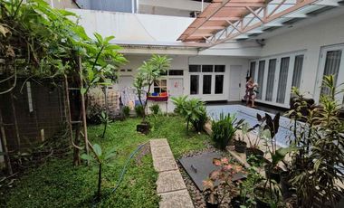 DIJUAL RUMAH CANTIK ADA KOLAM RENANG – MUARA SARI BANDUNG