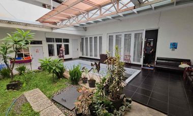 DIJUAL RUMAH CANTIK ADA KOLAM RENANG – MUARA SARI BANDUNG