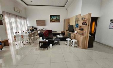 DIJUAL RUMAH CANTIK ADA KOLAM RENANG – MUARA SARI BANDUNG