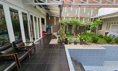DIJUAL RUMAH CANTIK ADA KOLAM RENANG – MUARA SARI BANDUNG