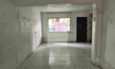 Vendo central casa con local comercial en San Felipe