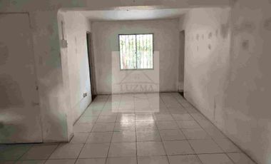 Vendo central casa con local comercial en San Felipe