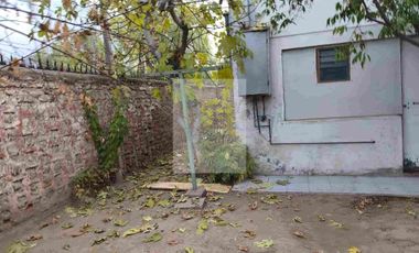 Vendo central casa con local comercial en San Felipe