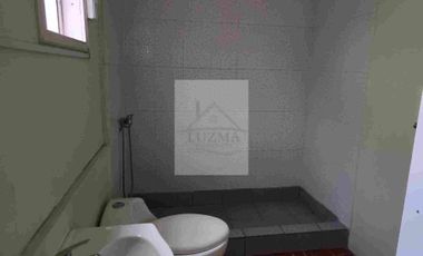 Vendo central casa con local comercial en San Felipe