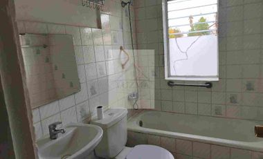 Vendo central casa con local comercial en San Felipe