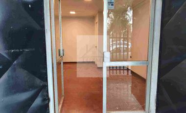 Vendo central casa con local comercial en San Felipe