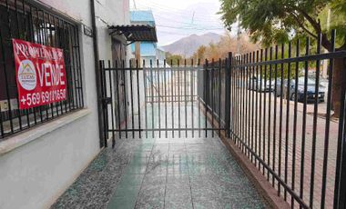 Vendo central casa con local comercial en San Felipe