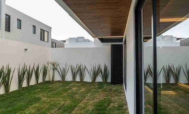 Hermosa Casa moderna  en Esquina