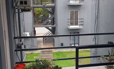 - DEPARTAMENTO MONOAMBIENTE TODO AMOBLADO