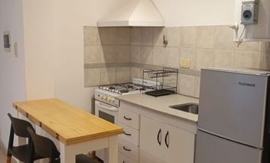 - DEPARTAMENTO MONOAMBIENTE TODO AMOBLADO