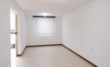 CASA EN RENTA CON 4 RECAMARAS EN  BELLAVISTA, C. IZCALLI