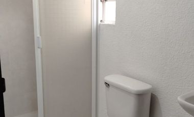 CASA EN RENTA CON 4 RECAMARAS EN  BELLAVISTA, C. IZCALLI