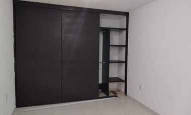 CASA EN RENTA CON 4 RECAMARAS EN  BELLAVISTA, C. IZCALLI