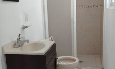 CASA EN RENTA CON 4 RECAMARAS EN  BELLAVISTA, C. IZCALLI