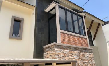 BU Banget! Rumah Mewah 2 Lantai di Eastern Hills Cipadung – Cuma 1,3 Milyar Nego! Cocok Buat Kostan