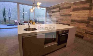 Arriendo departamento amoblado seminuevo 2 dormitorios, 2 baños.