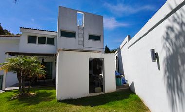 Preciosa CASA en VENTA en el Palomar