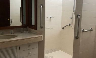 Se vende casa en la mejor zona de Chacarilla - Calle Conde de la Vega
