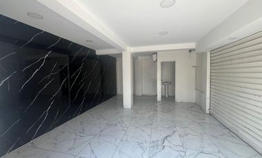 SE RENTA LOCAL COMERCIAL BLOQUES LAS BRISAS MACHALA