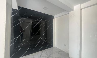 SE RENTA LOCAL COMERCIAL BLOQUES LAS BRISAS MACHALA