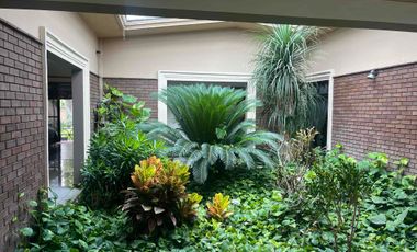 CASA DE UNA PLANTA A CAMPO DE GOLF