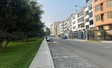ALQUILO DPTO AMOBLADO FRENTE A PARQUE - PASEO DEL BOSQUE - SAN BORJA
