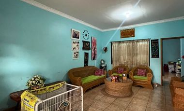 Jual Cepat Bu! Rumah 3 Lantai Dekat Kiara Artha Park