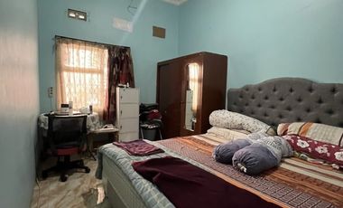 Jual Cepat Bu! Rumah 3 Lantai Dekat Kiara Artha Park