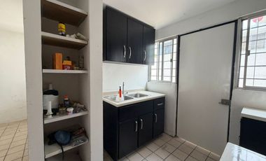 Casa en Renta al Sur de Monterrey en Colonia Lomas Mederos