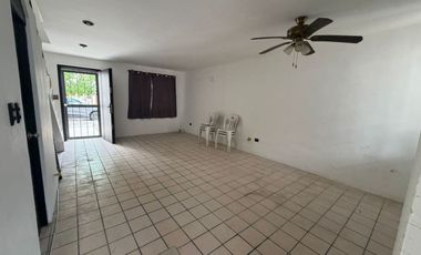 Casa en Renta al Sur de Monterrey en Colonia Lomas Mederos