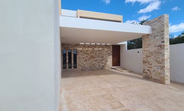 CASA EN TEMOZON NORTE ENTREGA INMEDIATA