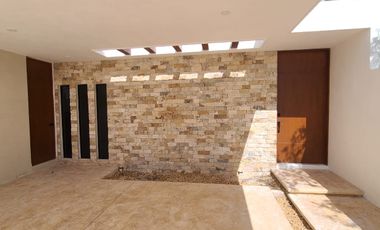 CASA EN TEMOZON NORTE ENTREGA INMEDIATA