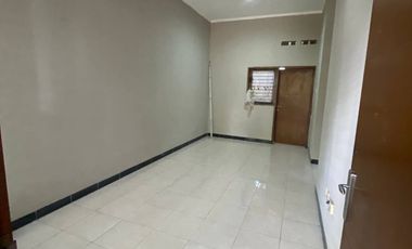Rumah Dikontrakan Tahunan Bulanan di Baleendah Bandung Dekat Telkom University, Tol Buah Batu