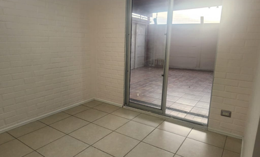 Arriendo casa familiar en condominio Rivera del Valle de La Cruz