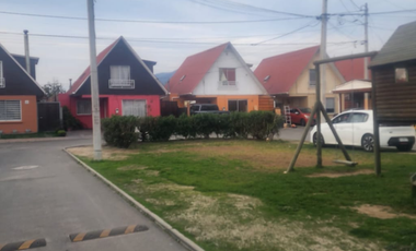Arriendo casa familiar en condominio Rivera del Valle de La Cruz