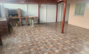 Arriendo casa familiar en condominio Rivera del Valle de La Cruz
