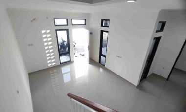 Rumah mewah dekat rumah sakit Islam Cempaka putih under 2M jakarta