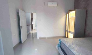 Rumah mewah dekat rumah sakit Islam Cempaka putih under 2M jakarta