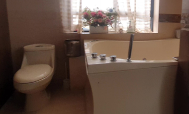 Venta de casa de lujo en Ambato, sector la Victoria